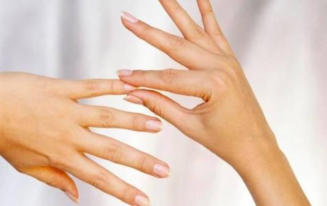 按摩小拇指对于人体有哪些方面的好处?